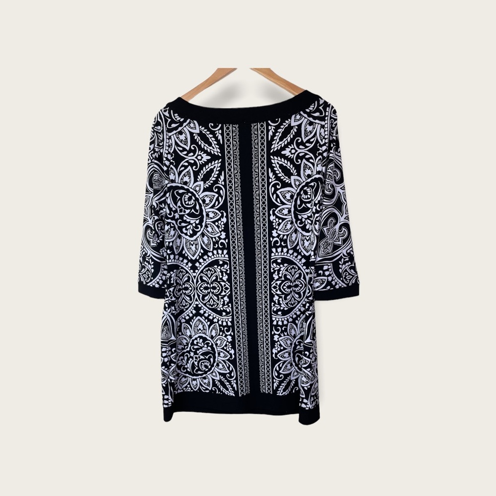 WHBM Shift Dress—Large - Picture 2 of 2